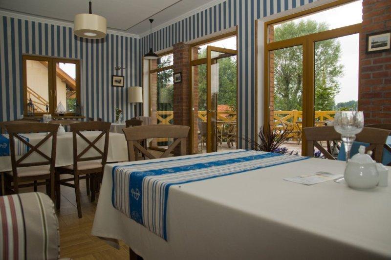 Sloneczny Port Bed & Breakfast Mikolajki  Exterior photo